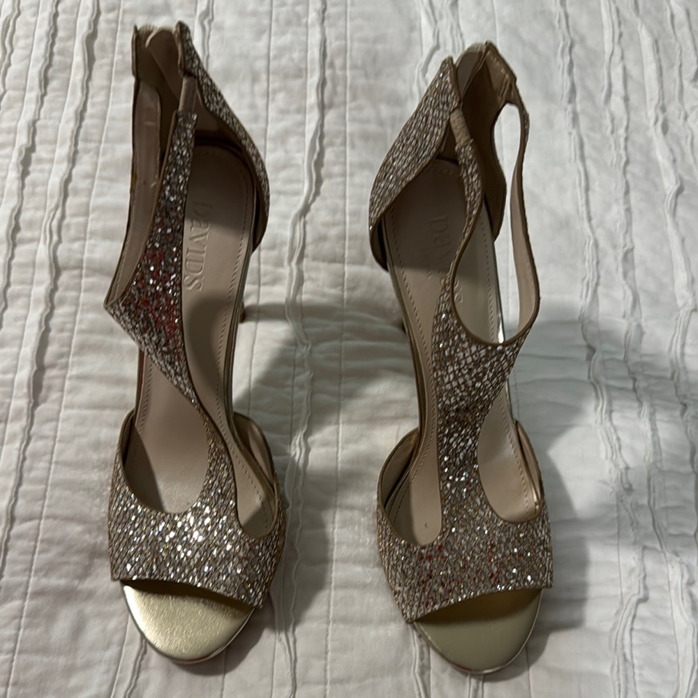 David's Bridal Women’s Gold Heels Sparkly Formal Shoes, 4” heel